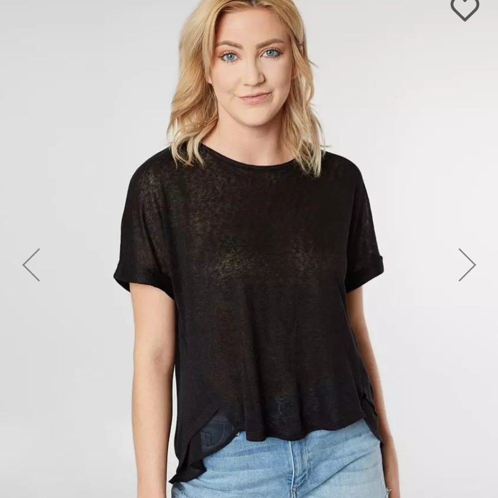 Buckle - black top